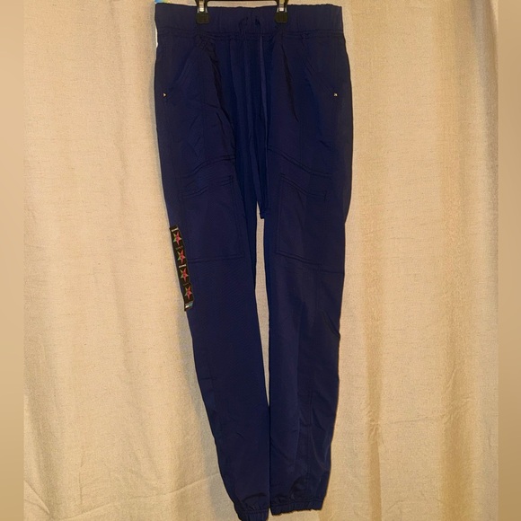 NEW SCRUBSTAR SCRUBS SET . Top X-Small. Jogger pants  X-small  . Color Navy blue - Picture 4 of 5